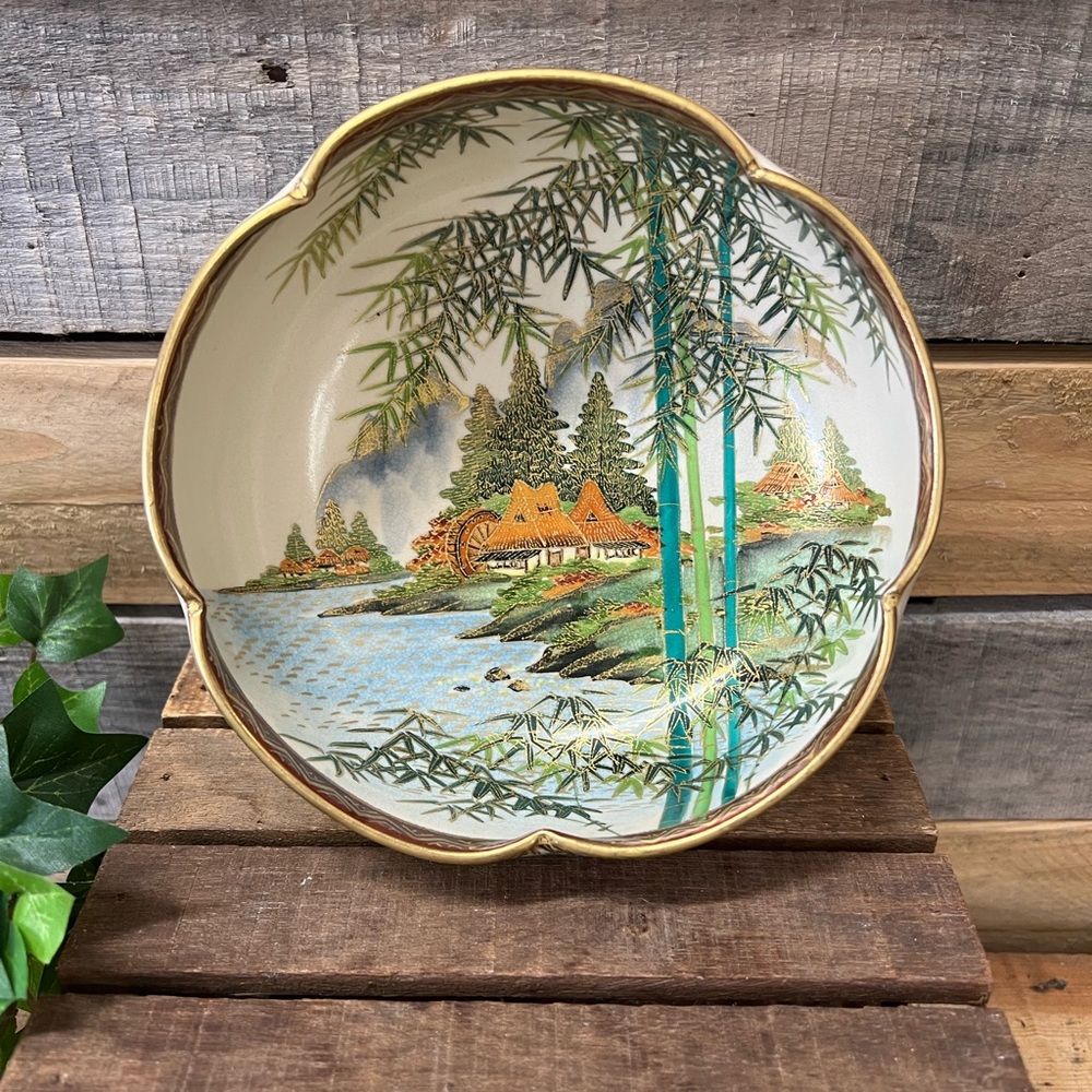 Vintage Decorative Satsuma Porcelain Asian Bowl